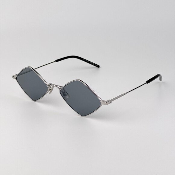 Saint Laurent SL302LISA 010 Geometric Sunglasses Silver Frame Silver Flash Mirro main image 11